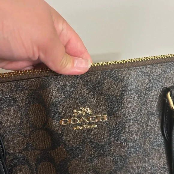 Coach Brown Shoulder Bag with Signature Monogram - Picture 6 of 11